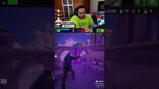 NUNCA CELEBRES antes de TIEMPO! #fortnite #fortnitegracioso #shorts  #fortnitecomedia #fortniteclips