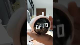 Unboxing Jam Alarm Meja Lucu Versi Emoji