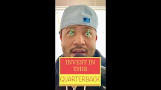 INVEST IN THIS NFL QUARTERBACK | HOW TO MAKE MONEY ON EBAY | SELLING SPORTS CARDS PROFIT | #shorts