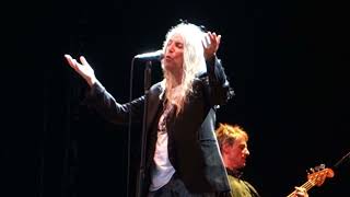 Patti Smith - Pissing In A River - Köln 2018