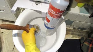 How to clean, descale and remove hard water stains from your toilet bowl the easy way no scrubbing!