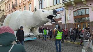 с. Брусниця в Чернівцях на маланці