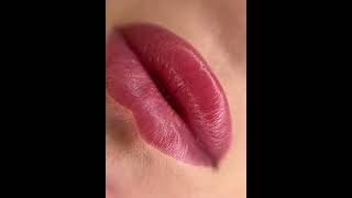 Перманентний макіяж губ в акварельній техніці Estetic Lips