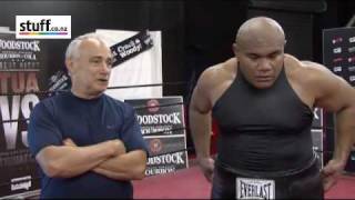 David Tua training for Friday Ahunanya