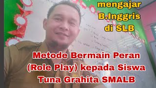 Latihan percakapan Bahasa Inggris SLB: menjadi kasir dan bule