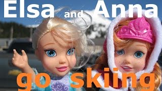 Disney Princess Anna takes Elsa Skiing. Kristoff, Olaf FROZEN friends play in the snow.