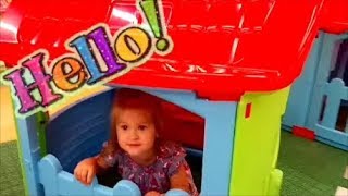 Little girl doing Shopping/Supermarket Song/Let's go Shopping