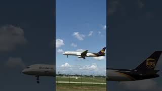 UPS 757-200F Windy Landing in Rockford!