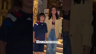 Gauri ki Torii Gauri Khan with her cute son Abram Khan😘 #gaurikhan #abramkhan #shorts