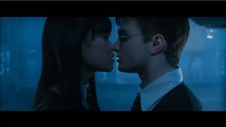 Harry Potter and the Order of the Phoenix - Harry and Cho Kiss Under the Mistletoe