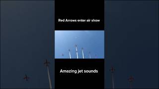 Red Arrows unquie air show entry  #FolkestoneAirShow #aviation