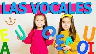 LAS VOCALES EN ESPAÑOL PARA NIÑOS 👧🧒 | APRENDE LAS VOCALES 📚📖 de la forma más rápida y divertida