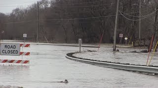 Tame Flooding - random spastic clipshow outside where I live (Council Bluffs, Iowa) [1080p60]