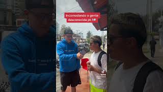 Incomodando a gente desconocida pt.1🇬🇹/ #youtubeshorts #viral #incomodo #desconocidos