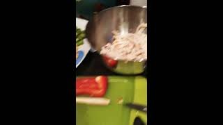 COOKING HEALTHY CHICKEN SOUP WITH VEGETABLES