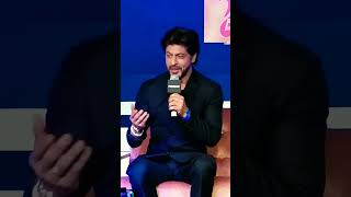 Shahrukh Khan is talking about his family and Sidharth || 😀🙄 #short