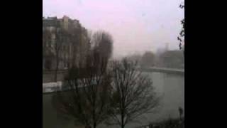 Snowing in Paris 12/4/10