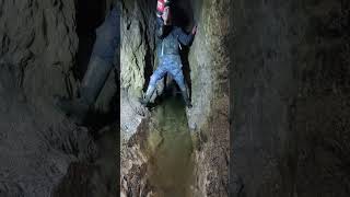 𝗪𝗛𝗘𝗥𝗘 𝗛𝗜𝗦𝗧𝗢𝗥𝗬 𝗦𝗟𝗘𝗘𝗣𝗦 #abandonded #caving #tunnel #urbex #cave #abandondedplaces