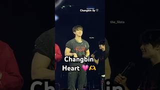 Dwaekki heart ♡ #kpop #straykids #skz #sydney #dominate #changbin #hyunjin #concert