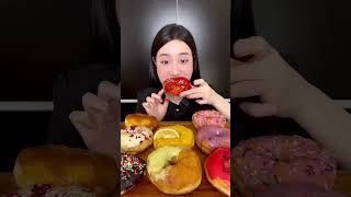 Mukbang Thử 10 vị bánh Donut cùng tui nhé 🍩 #mukbang #donuts #donut