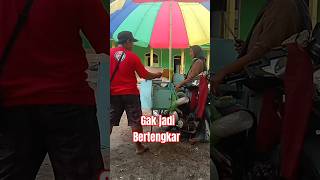 pegang Sajam tapi bukan bertengkar malah ngelawak #memelucuuhuhuh #wabinu #komedi #lucu