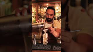 🤩 #artist #entertainment #viralvideo #youtubeshorts #bartender #trendingshorts #cocktail #skills