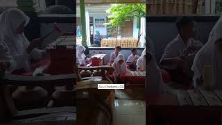 Gamelan Suwe Ora Jamu Anak SD