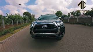 2021 Toyota Hilux Black 4WD Review | New Shape & Features