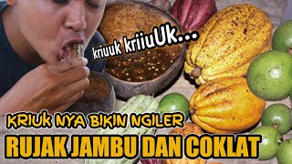 rujak coklat,sama rujak jambu batu, al hasil kriuk kriuk MANTAP..nyesel kalo gak nyoba