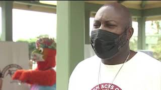 WSVN FOX | On Random Acts of Kindness Day, Miami Heat and Feeding South Florida Provide Food