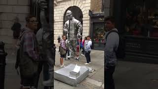 OMG SCARY MOVING STATUE 720M Views London #Shorts