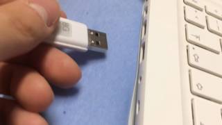 How to Use a Flash Drive