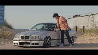 Slammed BMW E36 (4K)