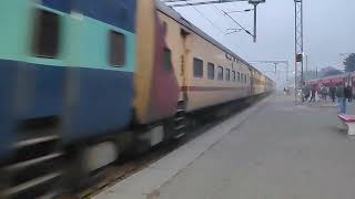 22453 lakhnow - meerut राज्य रानी Exp ... Skip tilhar ...