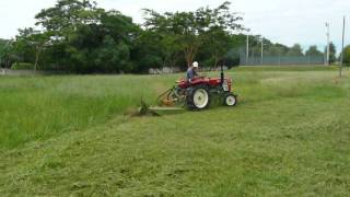 TRACTOR YANMAR CON ROTATIVA DE 1 METRO