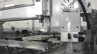 cnc engraving machine with two spindle for side drilling