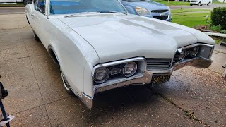 1967 Oldsmobile Delta 88 walkaround