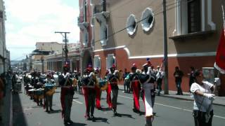 Desfile liceo montessori domingo siete de mayo