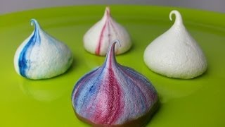 HOW TO MAKE RAINBOW MERINGUE KISSES