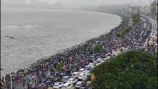 Large number of Mumbaikars have gathered at Marine Lines to victory parade of the Indian team