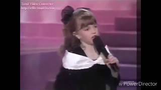 Britney Spears - Singing In Her Early Stages In 90s