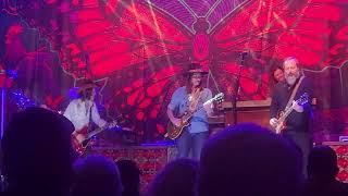 Blackberry Smoke - Ain't Wasting Time No More (feat. Duane Betts) 2024-03-21 Boston, MA (Clip 2)