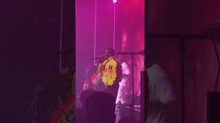 Oxlade joins Sarkodie to perform Non Living Thing with the Compozers #sarkodie #oxlade #shorts