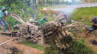 3 Traktor Sawah Gantian Masuk Ke Dalam Lokasi Yang Lumayan Jauh