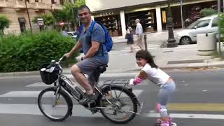 Pedalando in bicicletta