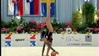 Alina Kabaeva RUS ball Corbeil 2001