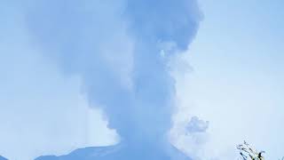 ..12 ..Vulcano Etna Eruzione del 19.02.2021  Sicilia Italia - Volcano eruption crater 2021 explosion