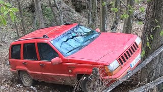 Jeep Grand Cherokee ZJ Crazy Off road in forest