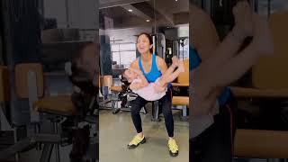 Shilpa Shetty apni beti ke sath Gym me masti Karte hue 💕#shilpashetty #shortsbeta #shortsfeed #short