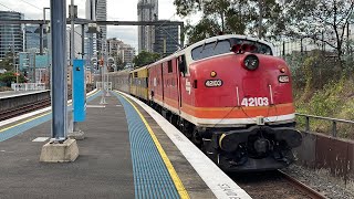 42103 + GM10 pass Harris Park with AK track inspection carriages